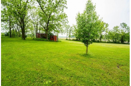 202 Taylor Rd, New Lisbon, WI 53950