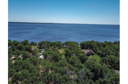 W4869 Big Bay Rd, Necedah, WI 54646