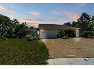 4323 Bordeaux Ct Janesville, WI 53546