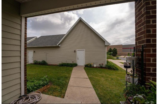 1059 Providence Common, Sun Prairie, WI 53590