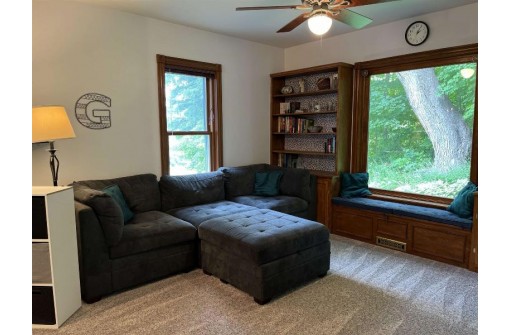 W10485 County Road K, Lodi, WI 53555