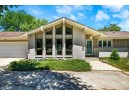 2531 Kenwood Ave, Janesville, WI 53545-2220