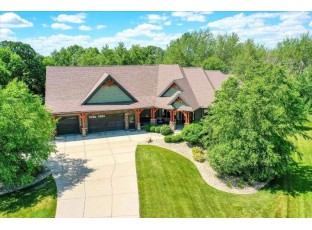 5864 Cobblestone Ln Waunakee, WI 53597