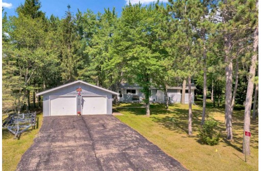 832 Norwich Ct, Nekoosa, WI 54457