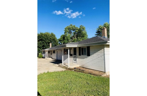 403 Almeron St, Evansville, WI 53536