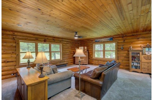 6382 Old Settlers Rd, Mazomanie, WI 53560