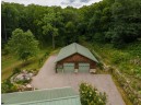 6382 Old Settlers Rd, Mazomanie, WI 53560