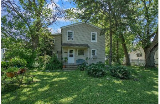 2696 Tower Rd, McFarland, WI 53558