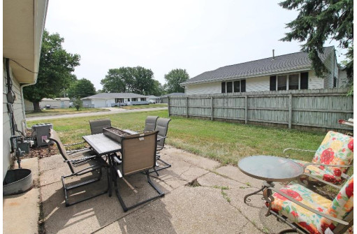 1603 Roosevelt Ave, Janesville, WI 53546