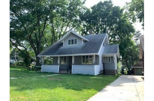 401 S Main St, DeForest, WI 53532