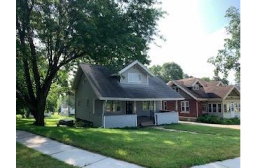 401 S Main St, DeForest, WI 53532