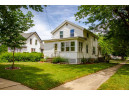 118 S Oak St, Lake Mills, WI 53551