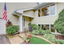 106 N Oak Grove Dr, Madison, WI 53717