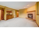 106 N Oak Grove Dr, Madison, WI 53717