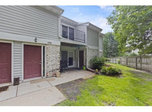 1104 Whispering Pines Way Fitchburg, WI 53713