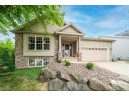 1429 Dayflower Dr, Madison, WI 53719