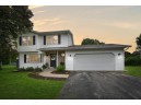 1810 N Page St, Stoughton, WI 53589