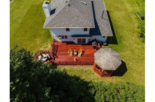 639 Eaglewatch Dr, DeForest, WI 53532