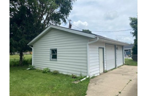 2622 Joliet St, Janesville, WI 53546