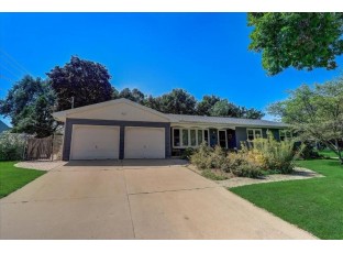 1422 Vondron Rd Madison, WI 53716