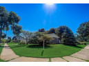 1422 Vondron Rd, Madison, WI 53716