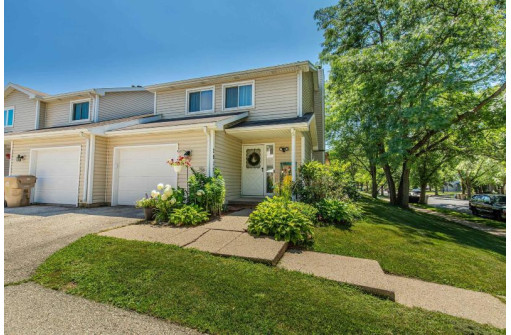 2917 Turbot Dr, Madison, WI 53713