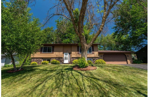 620 Acker Pky, DeForest, WI 53532