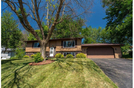 620 Acker Pky, DeForest, WI 53532