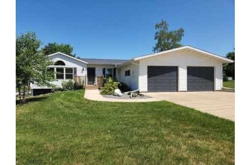 310 E North St, Dodgeville, WI 53533