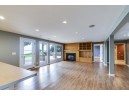 713 Woodward Dr, Madison, WI 53704