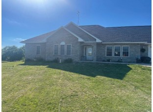 2058 Airport Rd Platteville, WI 53818