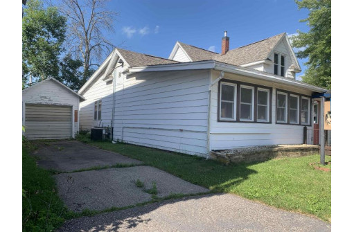 218 W 6th St, Richland Center, WI 53581