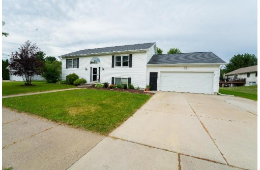 1516 Jason Ave, Tomah, WI 54660