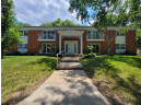 6 Heritage Cir 8, Madison, WI 53711