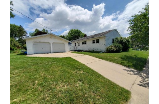 1902 Manley St, Madison, WI 53704