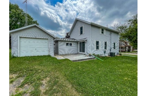 533 N Lincoln Ave, Beaver Dam, WI 53916