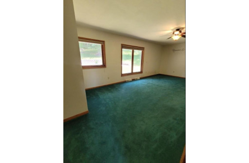 4872 Carya Rd, Black Earth, WI 53515