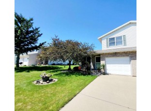 200 Ashberry Ln Stoughton, WI 53589