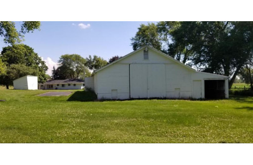 4238 Rutland-Dunn Townline Rd, Oregon, WI 53575