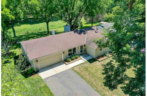 1513 Droster Rd, Madison, WI 53716