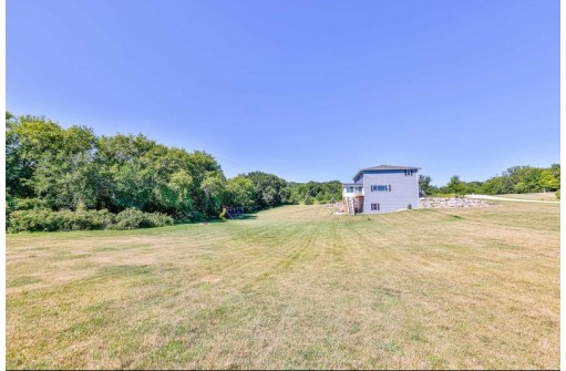 2324 Scenic Ct, Milton, WI 53563