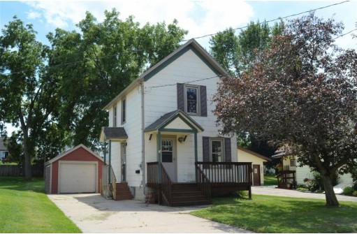 235 Taylor St, Waupun, WI 53963