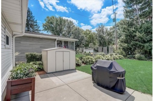 4602 Cody Ln, Madison, WI 53704