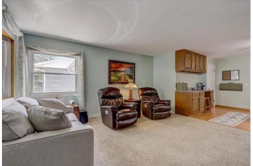 4602 Cody Ln, Madison, WI 53704