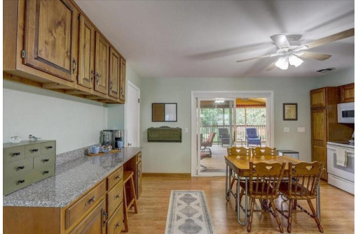 4602 Cody Ln, Madison, WI 53704