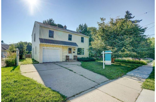 421 Toepfer Ave, Madison, WI 53711