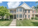 6104 Dell Dr, Madison, WI 53718