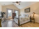 6104 Dell Dr, Madison, WI 53718