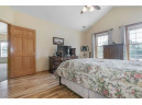 6104 Dell Dr, Madison, WI 53718