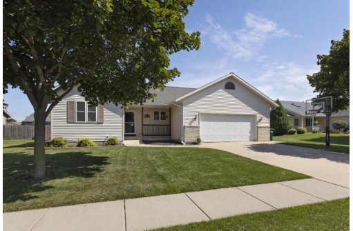 1510 Montclair Pl, Fort Atkinson, WI 53538